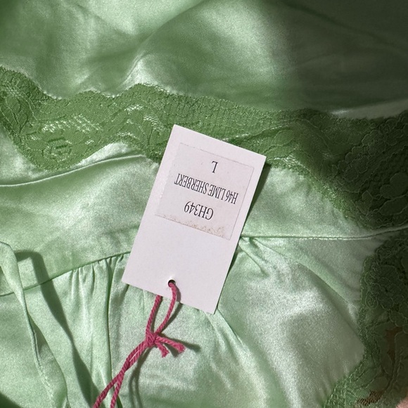 Lime Sherbert Lace Trim Satin Cami Top - Picture 3 of 3